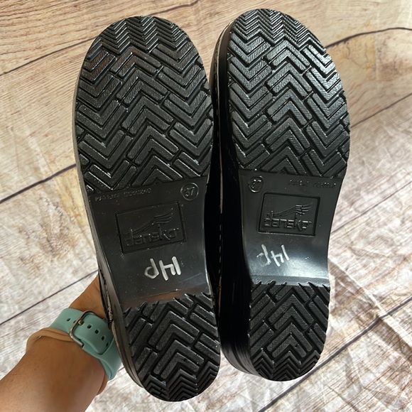 Dansko | women’s clog shoe size 37 6.5 - 7 black leather - Picture 12 of 17